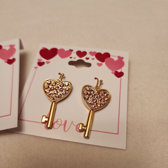 2 Sets of Heart Rhinestone Lock & Key Earrings - Picture 5 of 6